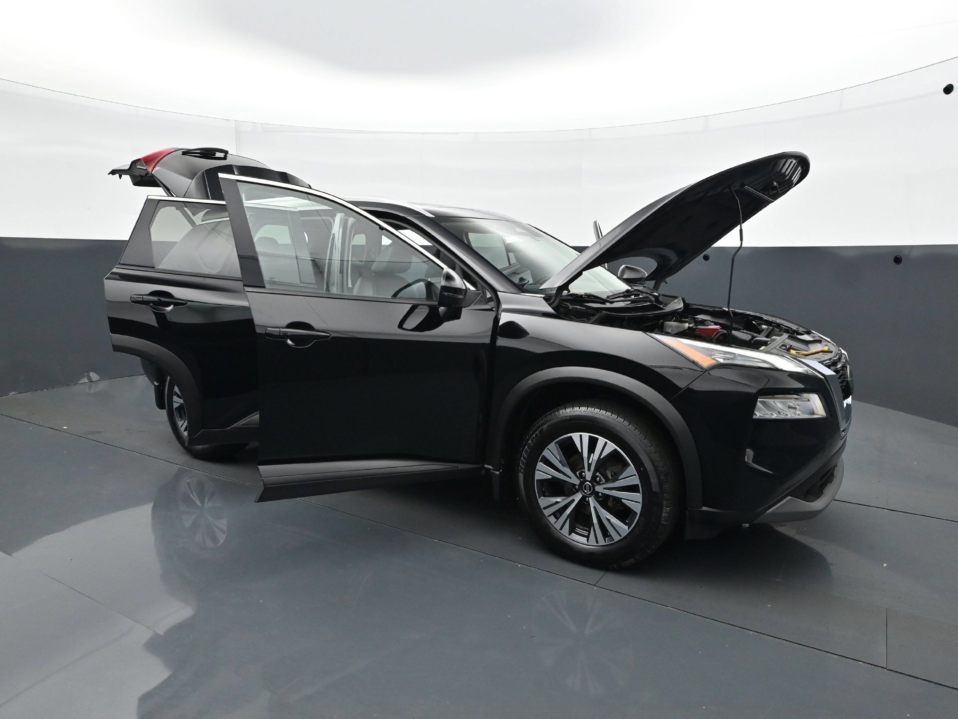 Used 2021 Nissan Rogue SV AWD/4WD image 38