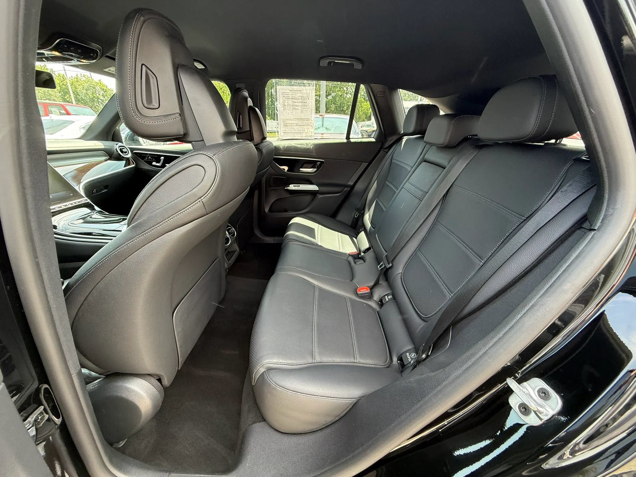 Used 2023 Mercedes-Benz GLC 300 4MATIC image 16