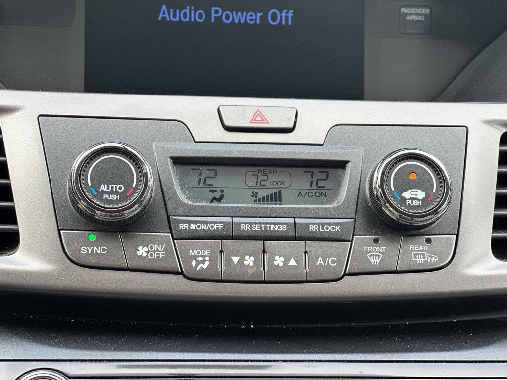 Used 2016 Honda Odyssey SE image 24