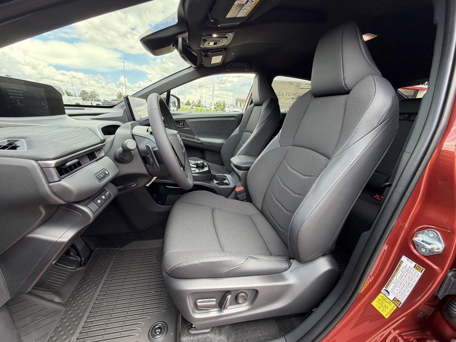 New 2026 Toyota C-HR AWD/4WD image 10