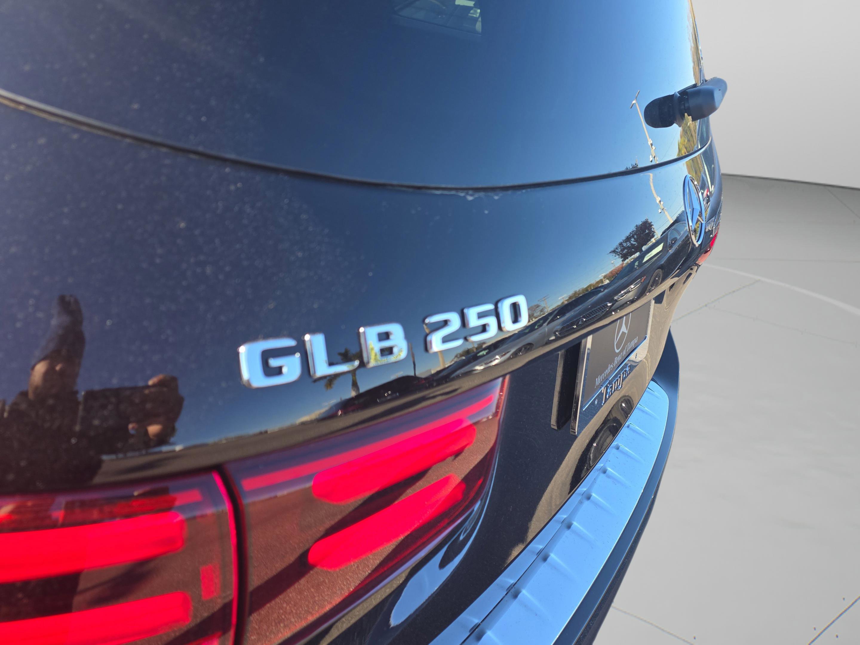Certified 2026 Mercedes-Benz GLB 250 image 7