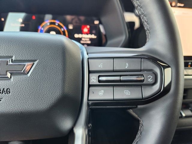 Used 2025 Chevrolet Colorado Trail Boss image 30
