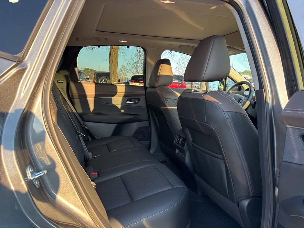 New 2026 Nissan Murano Platinum w/ Cargo Package image 17