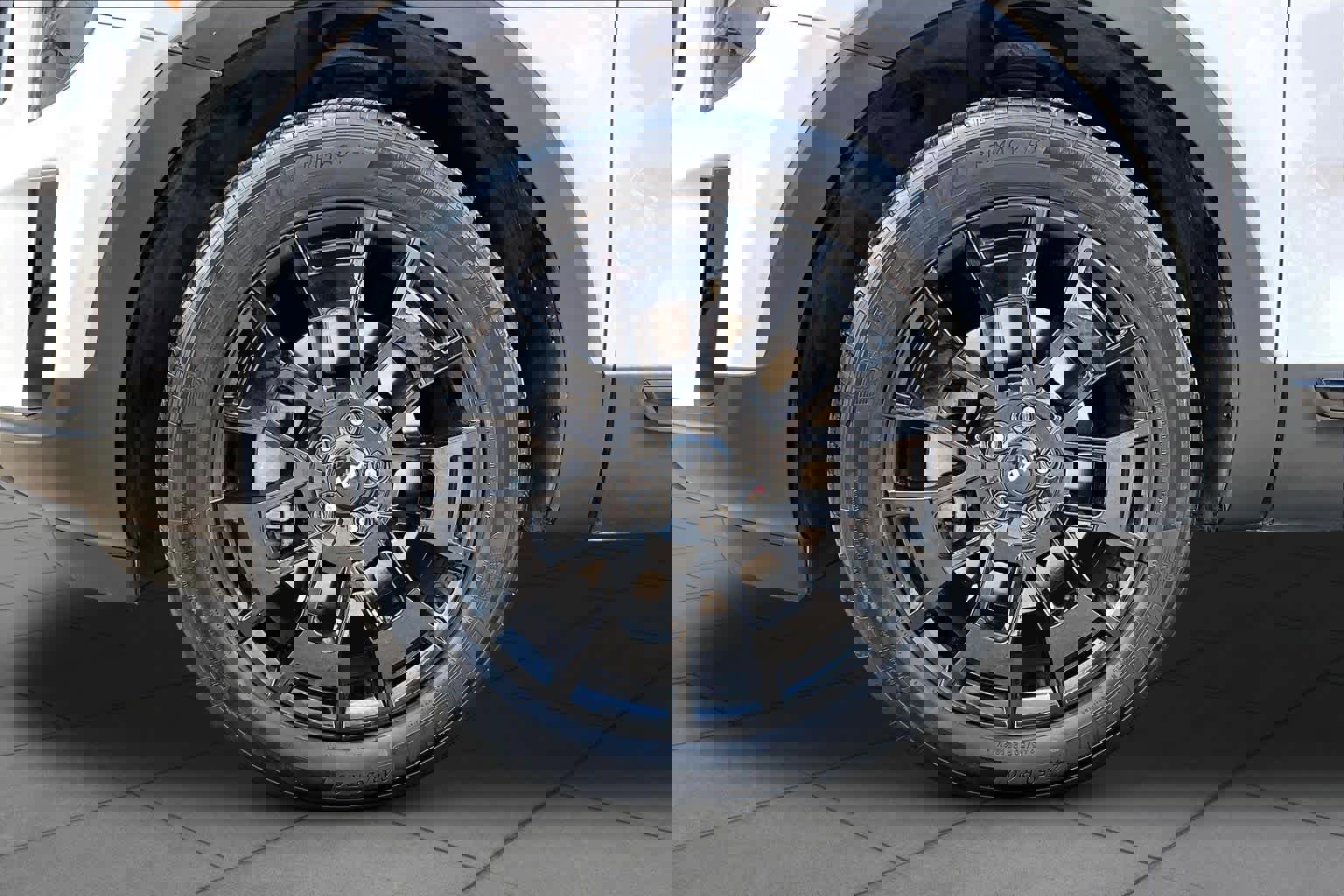 Used 2022 Kia Telluride EX w/ EX Premium Package image 11