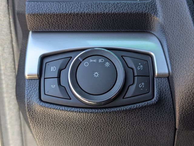 Used 2016 Ford Explorer XLT FWD image 30