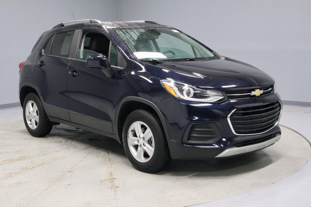 Used 2022 Chevrolet Trax LT w/ Premium Seat Package image 1