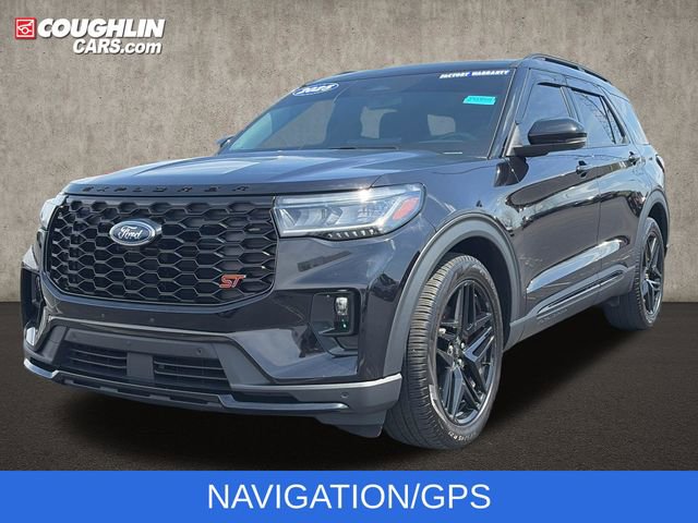 Used 2025 Ford Explorer ST image 4