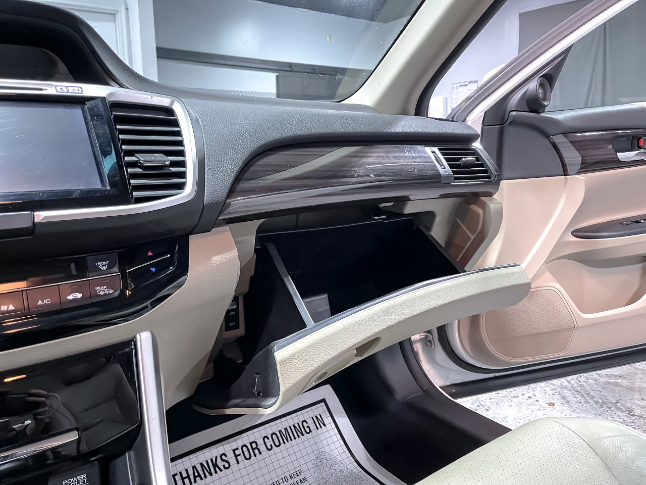 Used 2016 Honda Accord EX-L image 27