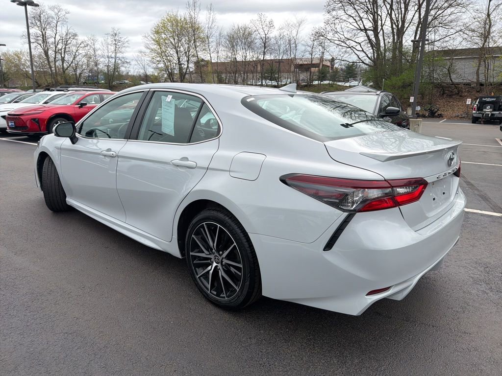 Certified 2024 Toyota Camry SE FWD image 7