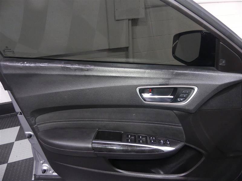 Used 2018 Acura TLX w/ Technology Package FWD image 14