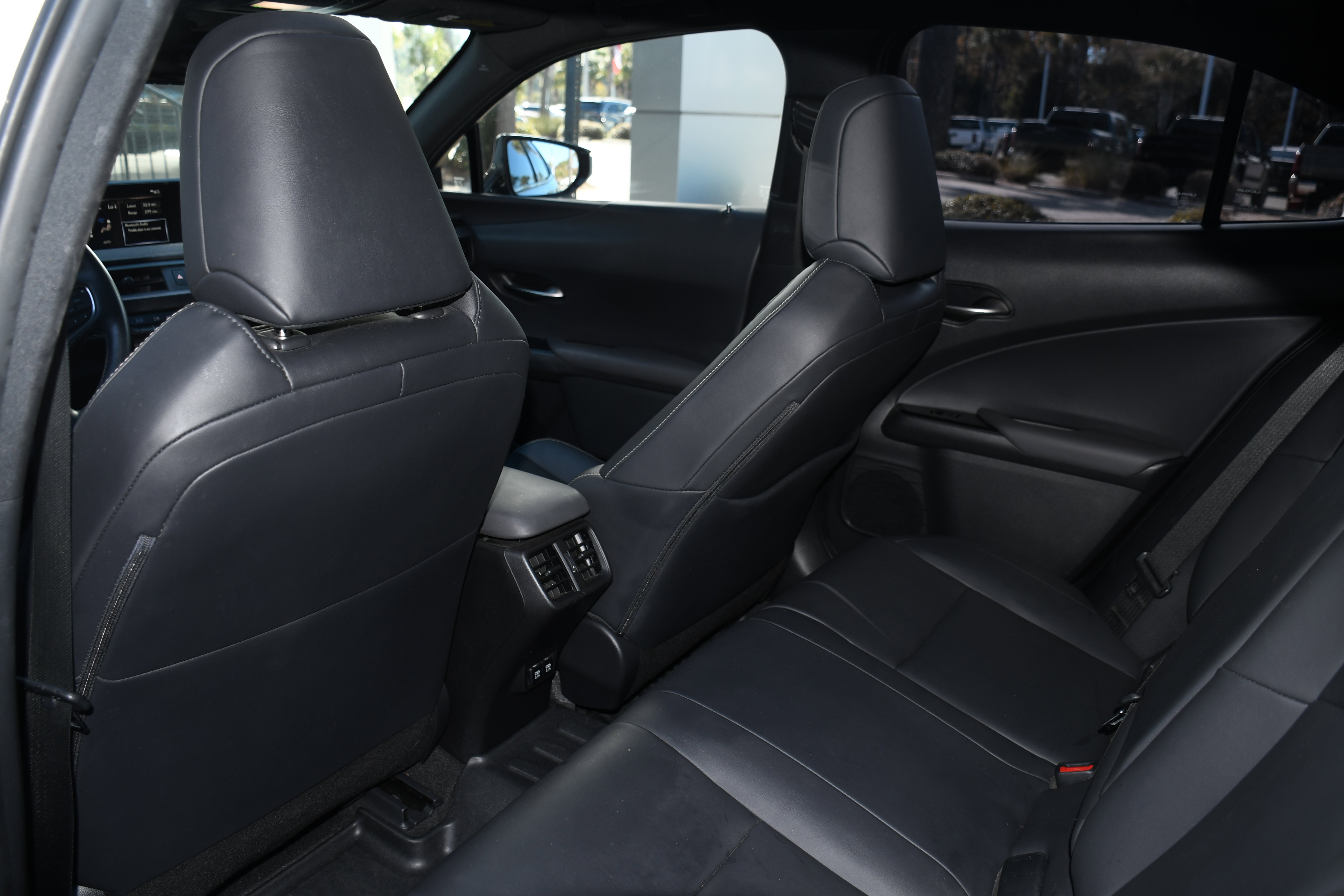 Used 2019 Lexus UX 200 F Sport w/ Premium Package image 16