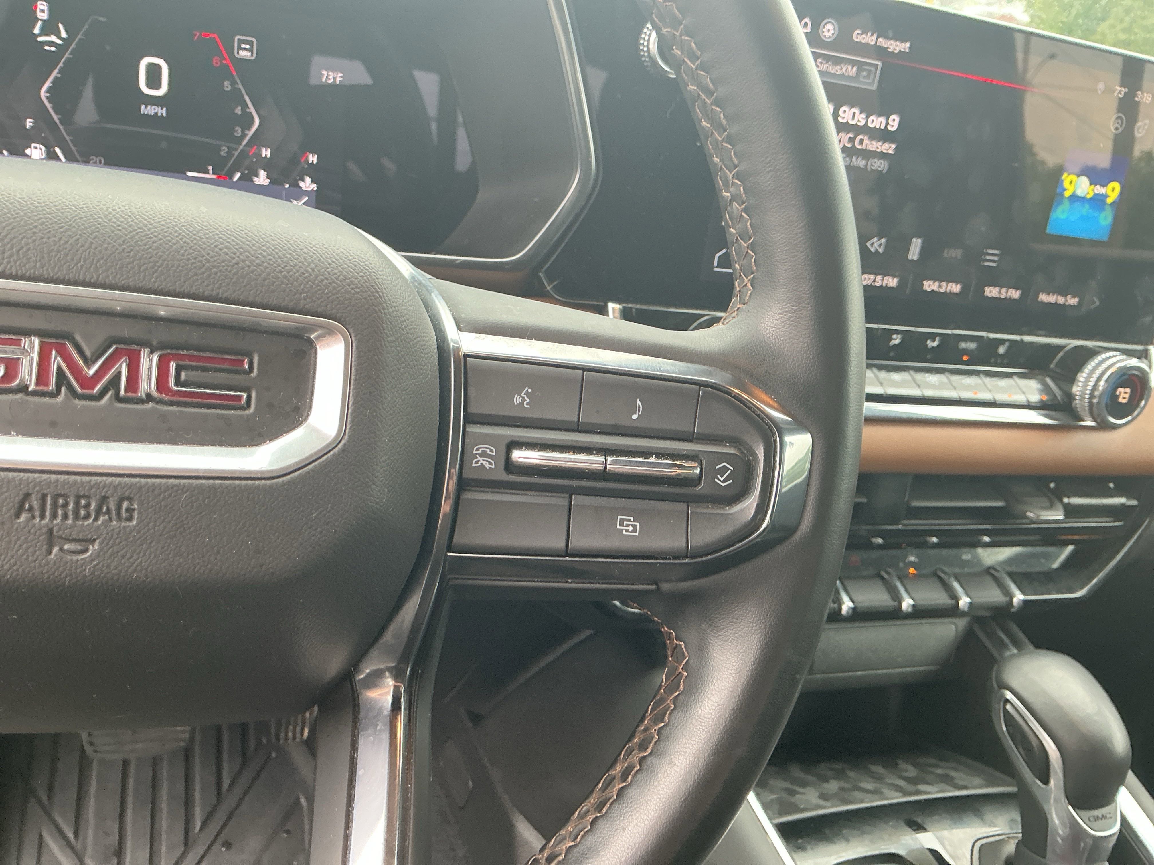 Used 2023 GMC Canyon AT4 w/ Technology Package image 20