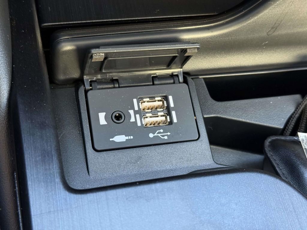 Used 2022 Lexus ES 350 w/ Premium Package image 25