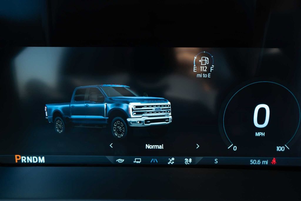 New 2026 Ford F250 Lariat w/ Black Appearance Package image 26