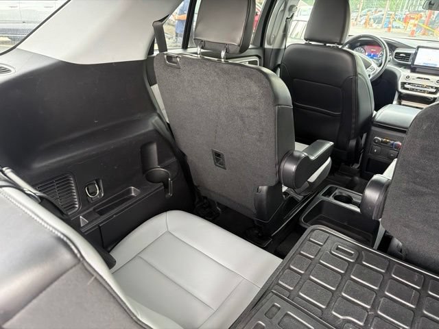 Used 2021 Ford Explorer XLT w/ Equipment Group 202A AWD/4WD image 27