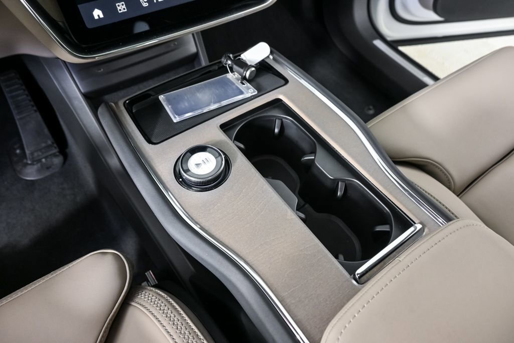 Certified 2025 Volvo EX90 Ultra image 18