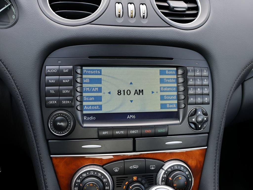 Used 2008 Mercedes-Benz SL 550 image 26