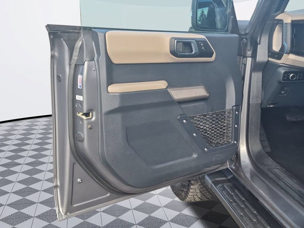 Used 2023 Ford Bronco Wildtrak AWD/4WD image 9