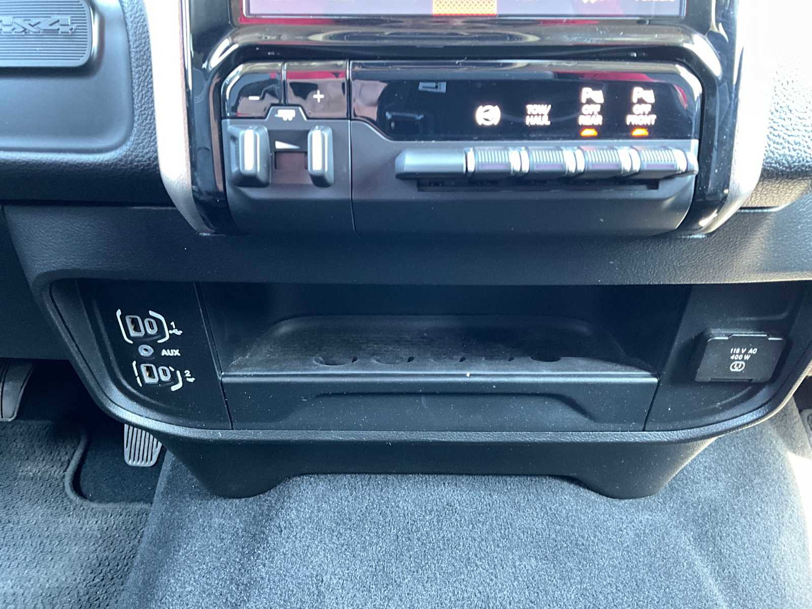 Used 2024 RAM 2500 Laramie image 19