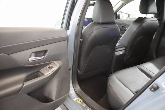 New 2026 Nissan Sentra SR w/ SR Premium Package FWD image 25