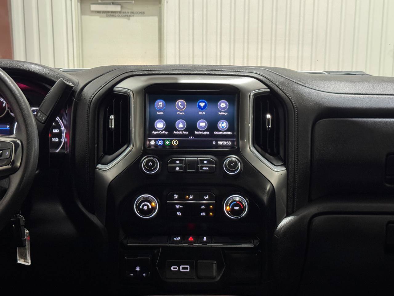 Used 2021 Chevrolet Silverado 2500 LT AWD/4WD image 21