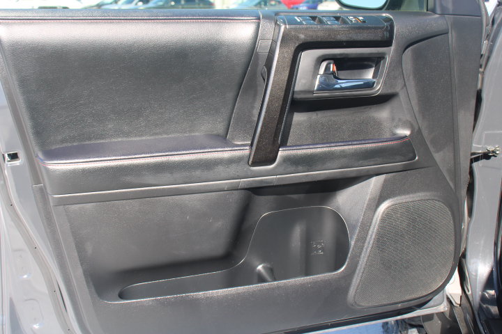 Used 2024 Toyota 4Runner TRD Off-Road Premium w/ Moonroof Package AWD/4WD image 11