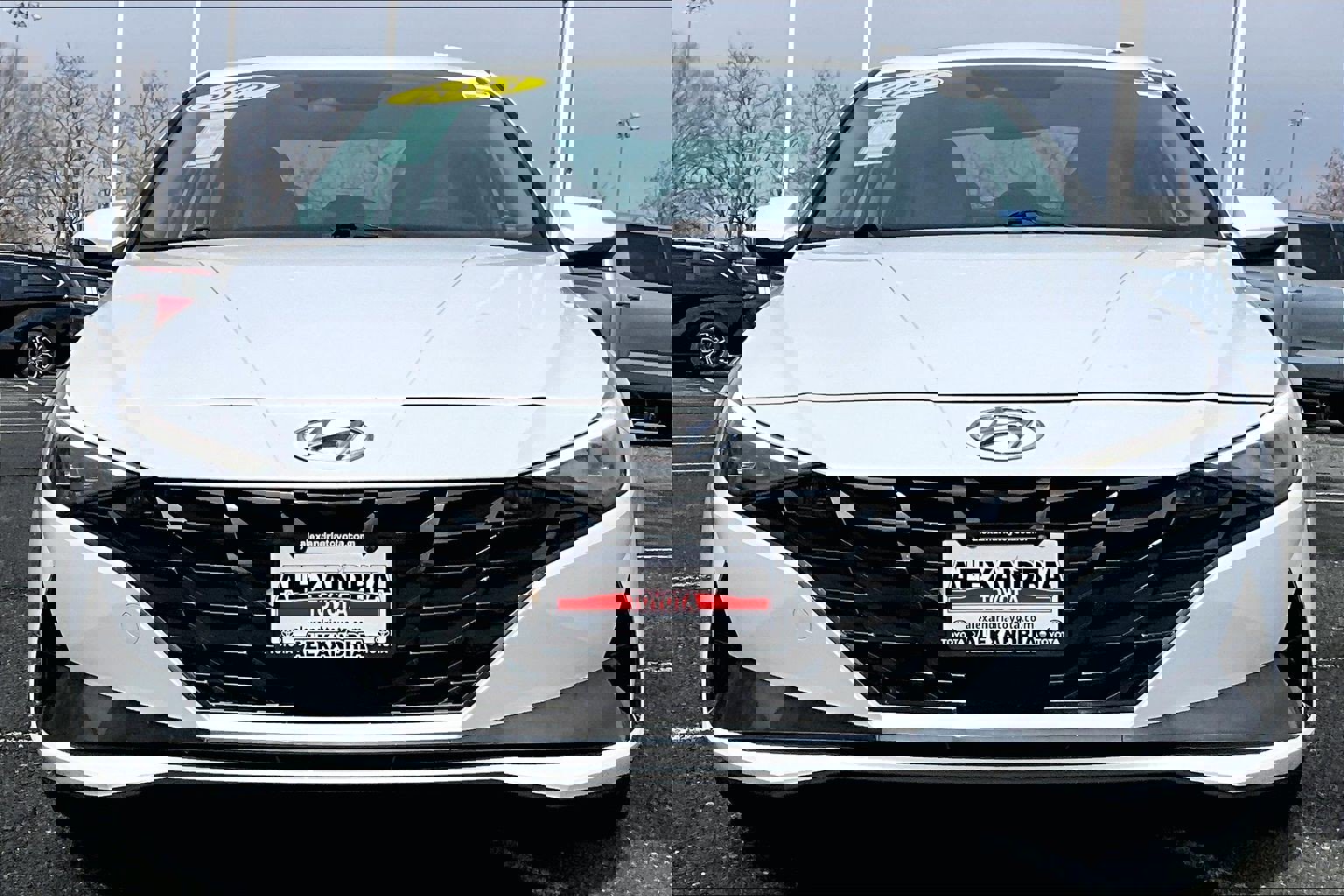 Used 2023 Hyundai Elantra Limited image 3