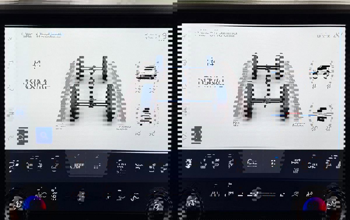 Used 2025 Lexus GX 550 w/ Accessory Package (2T) image 31