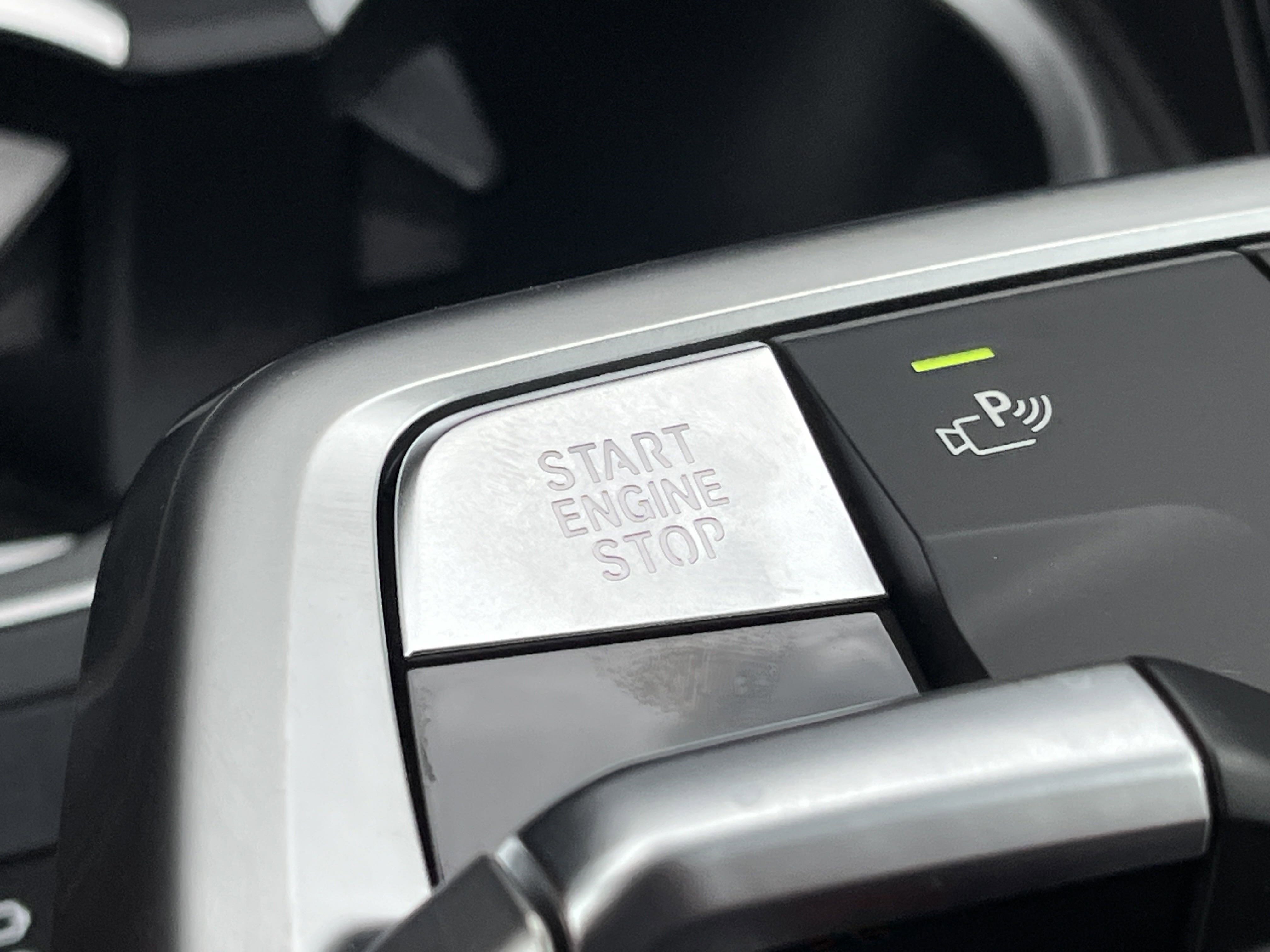 New 2025 BMW X1 xDrive28i w/ Convenience Package image 11