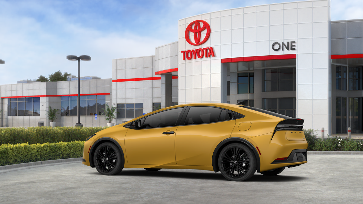 New 2027 Toyota Prius Plug-In Hybrid FWD image 44