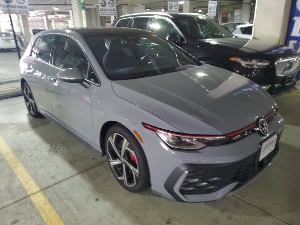 Certified 2026 Volkswagen GTI SE FWD image 18