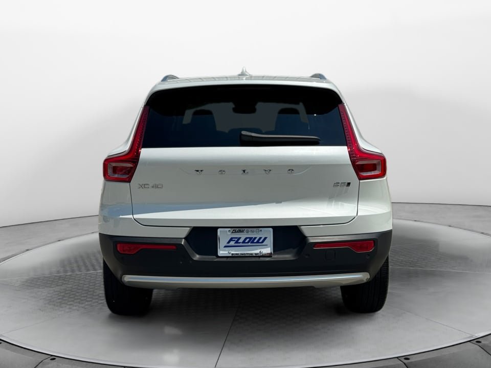 Certified 2023 Volvo XC40 B5 Ultimate w/ Climate Package AWD/4WD image 6