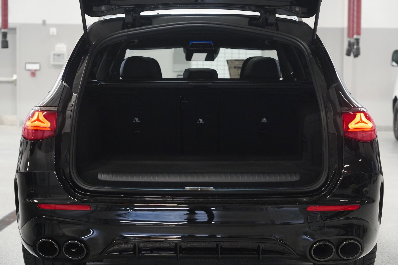 New 2026 Mercedes-Benz E 53 AMG 4MATIC Sedan image 35