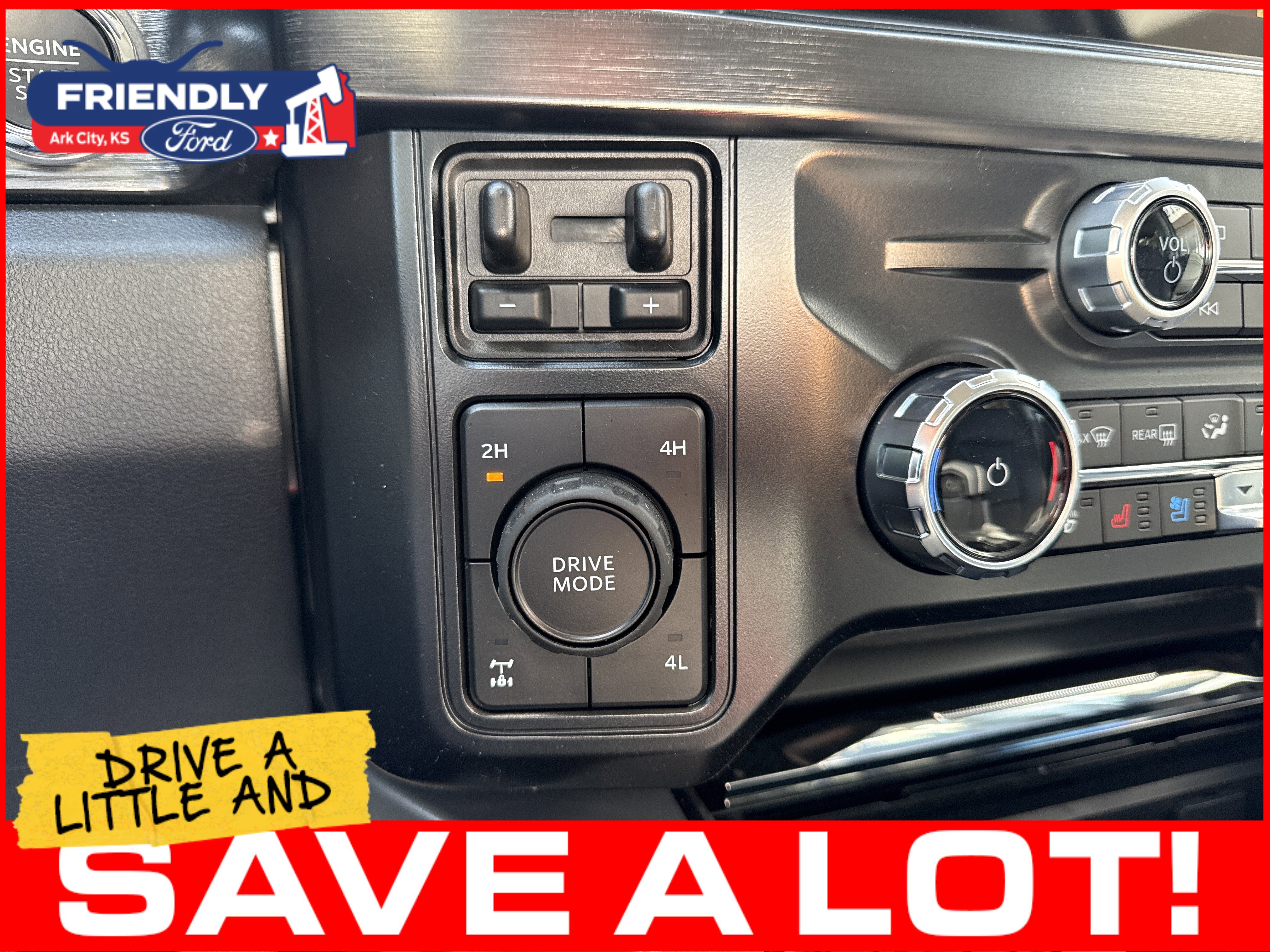 New 2026 Ford F250 Lariat w/ Chrome Package image 32