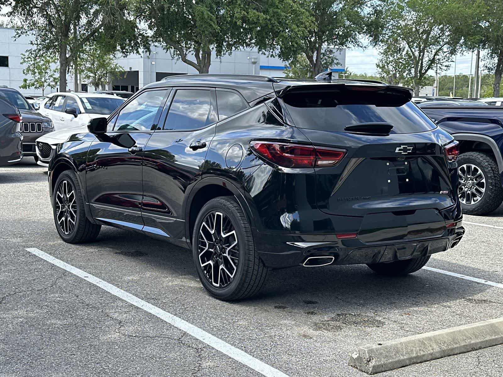 Used 2023 Chevrolet Blazer RS w/ Driver Confidence II Package image 6