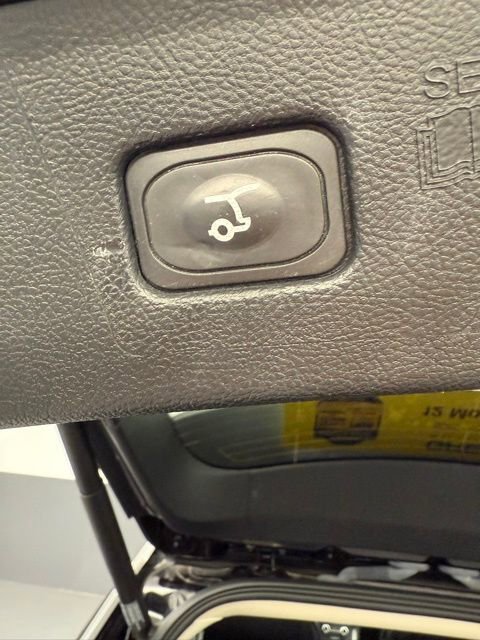 Used 2022 Ford Edge SEL w/ Convenience Package image 61