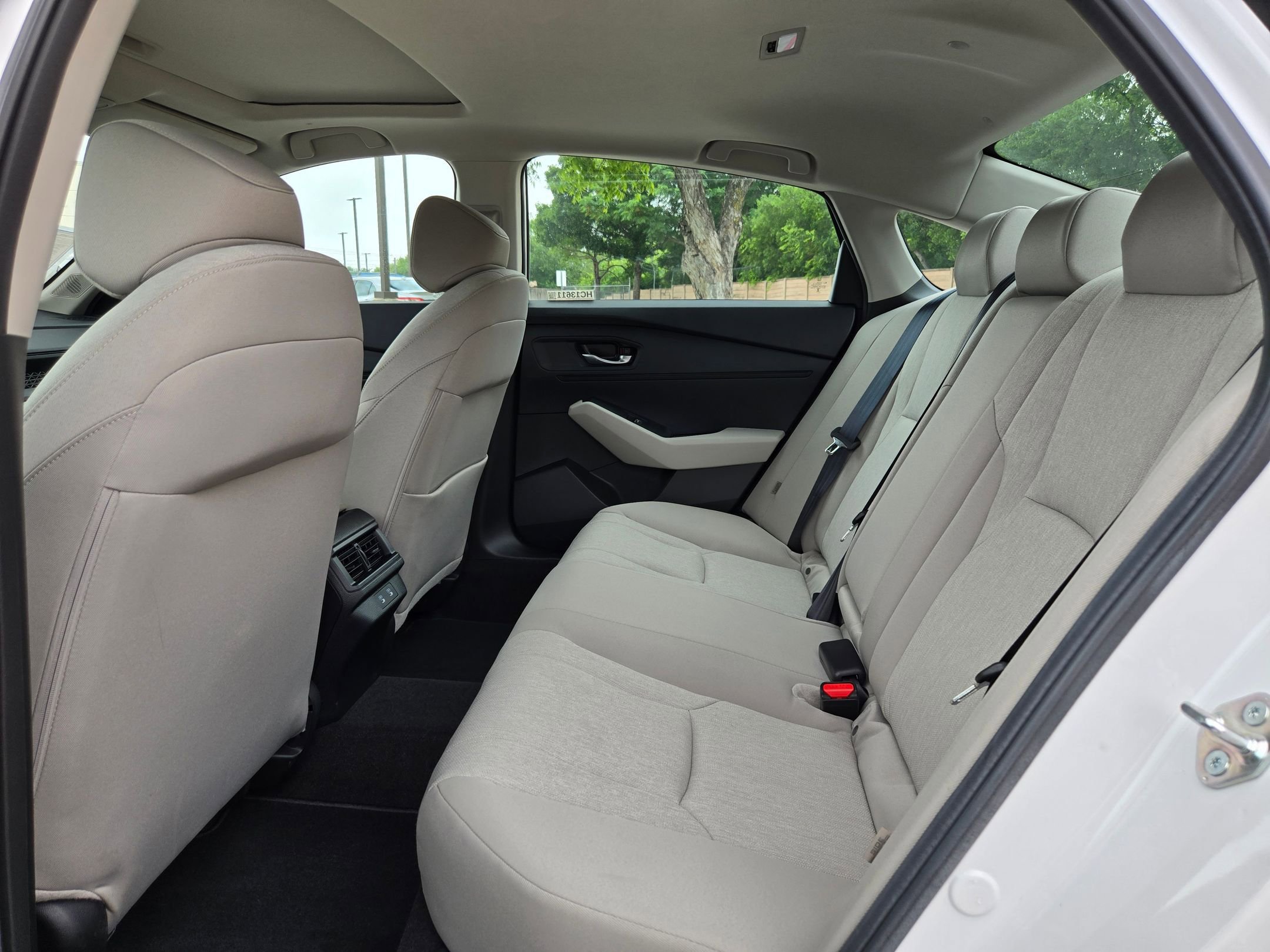 Certified 2025 Honda Accord SE image 14