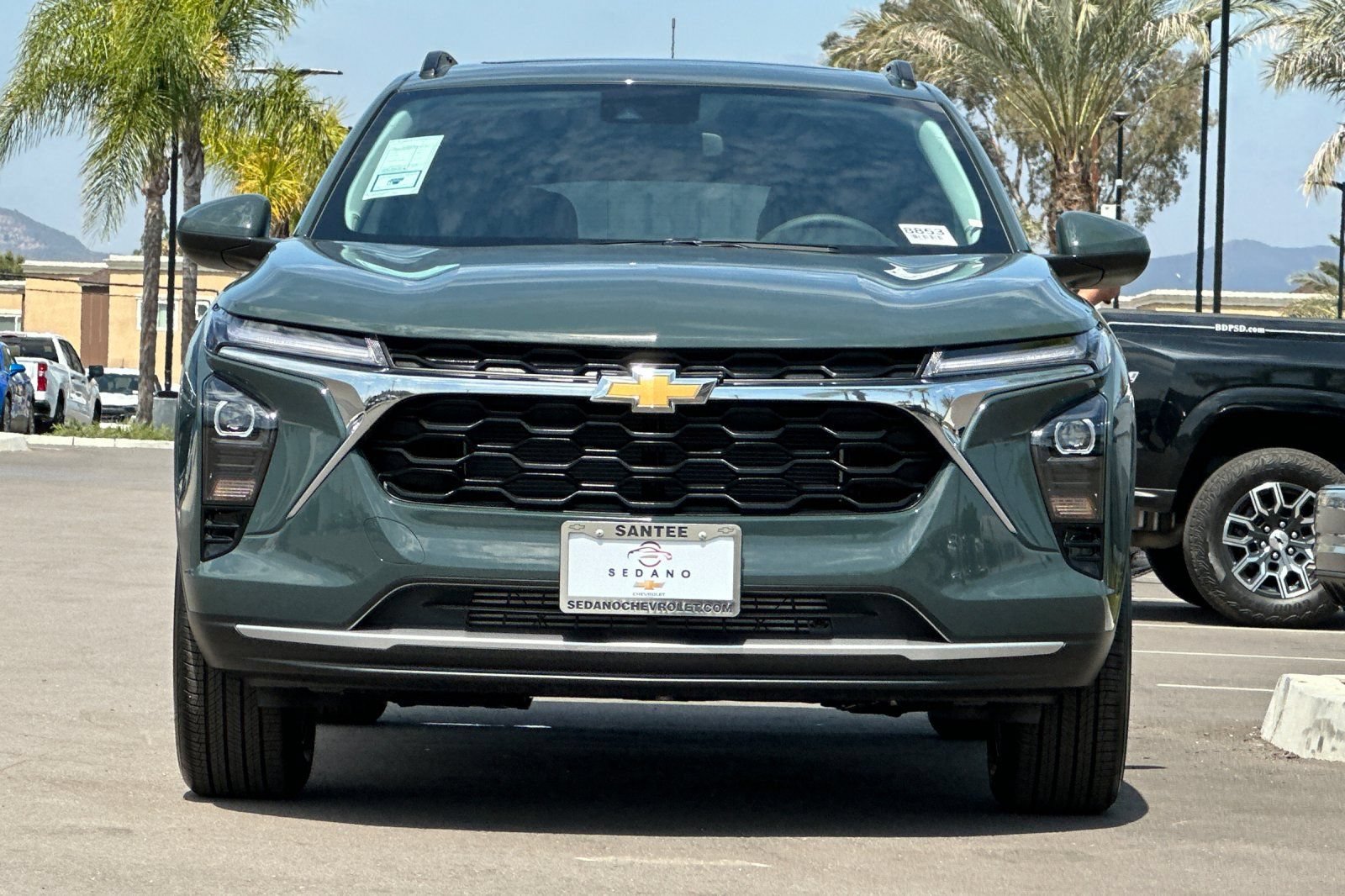 New 2026 Chevrolet Trax LT w/ Sunroof Package FWD image 9