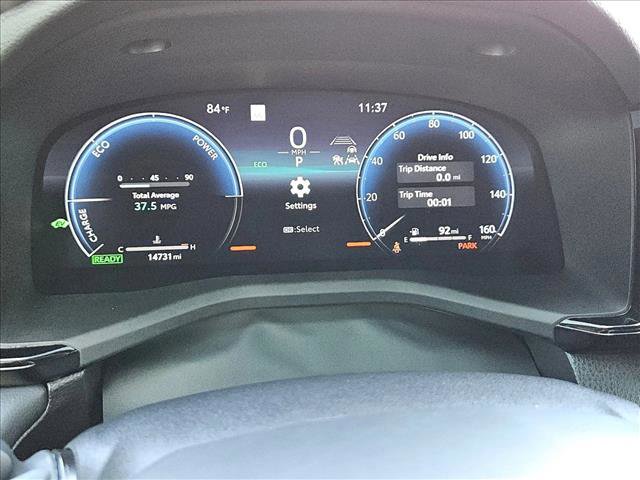 Used 2025 Toyota Camry XSE image 11