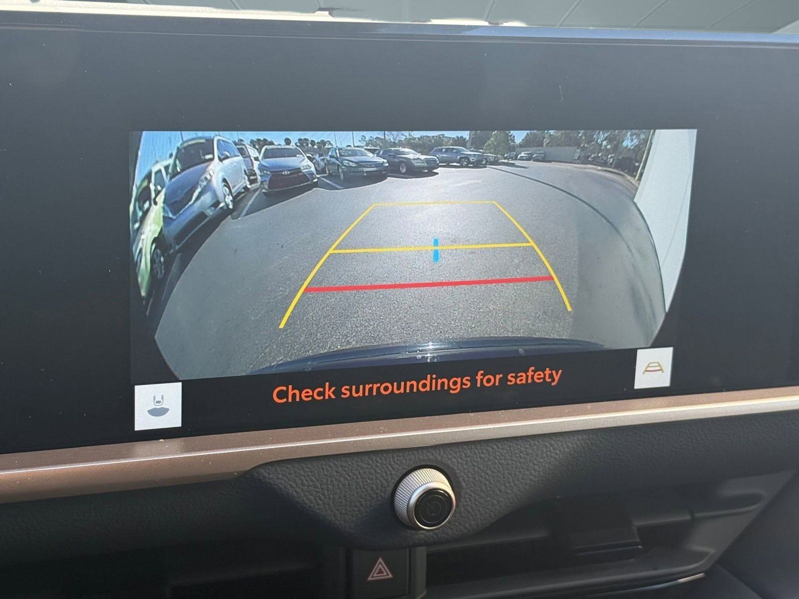 Used 2025 Toyota Crown Signia image 24