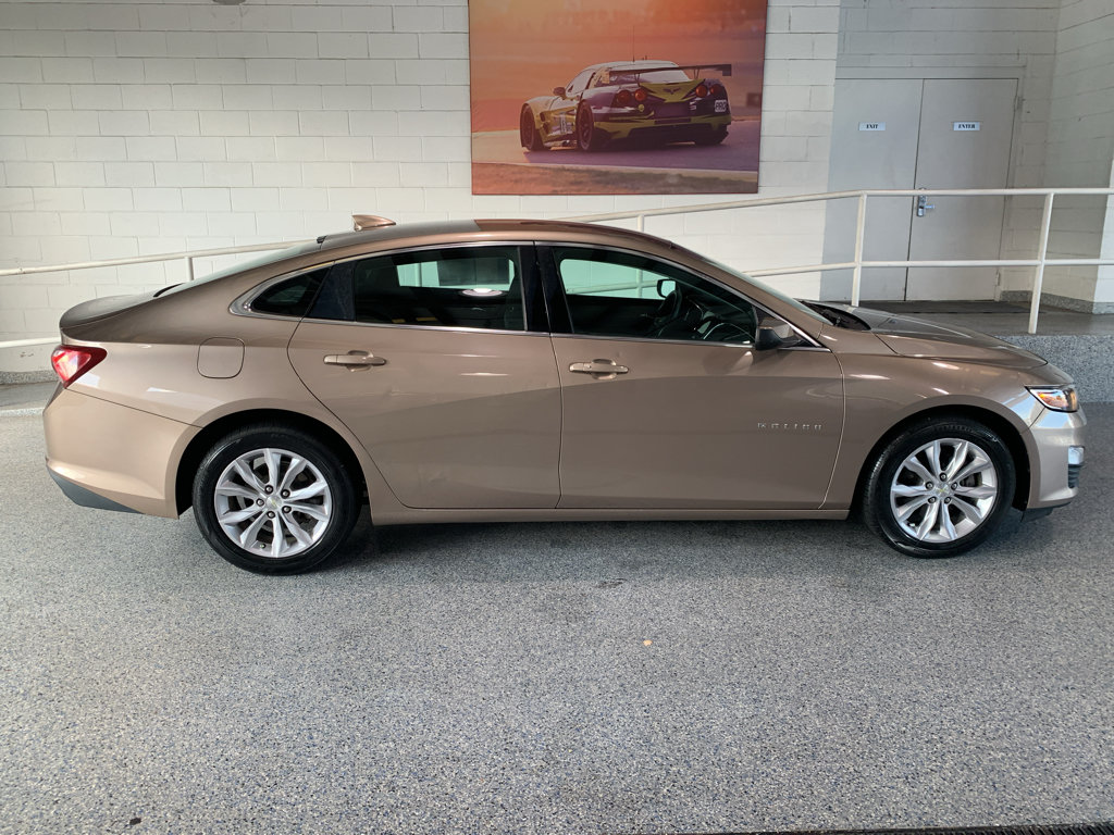 Used 2019 Chevrolet Malibu LT FWD image 11