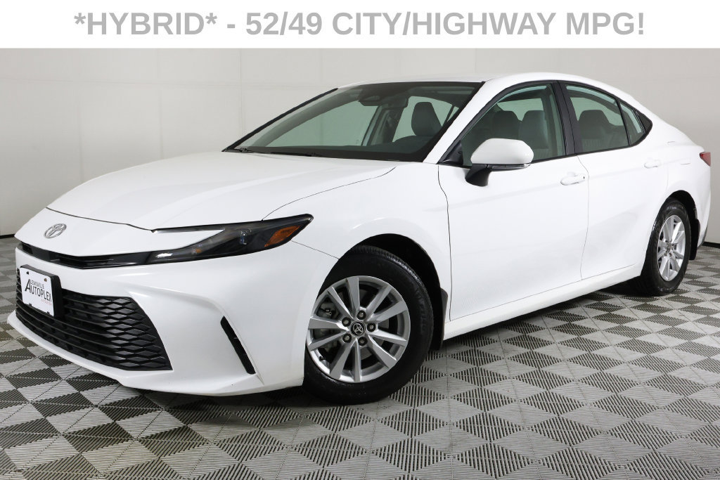 Used 2026 Toyota Camry LE w/ Convenience Package FWD 360° Tour