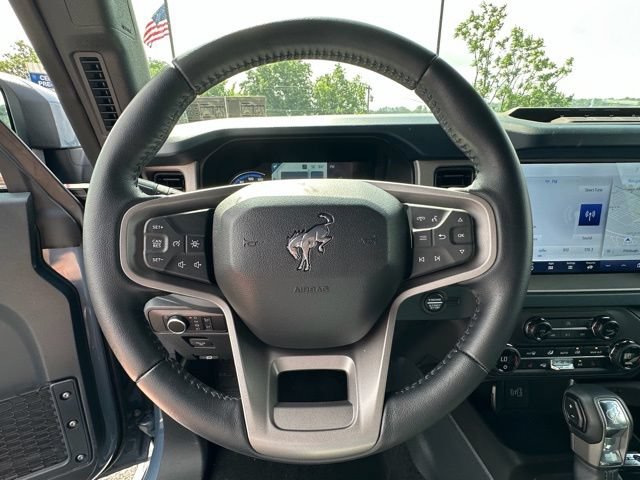 New 2024 Ford Bronco Outer Banks w/ Sasquatch Package AWD/4WD image 8