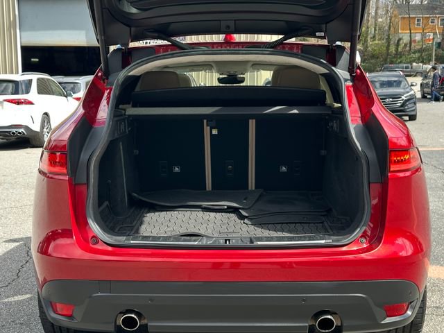 Used 2019 Jaguar F-PACE Premium image 35
