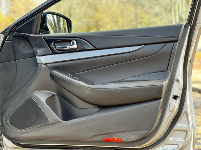 Used 2018 Nissan Maxima 3.5 SV image 22