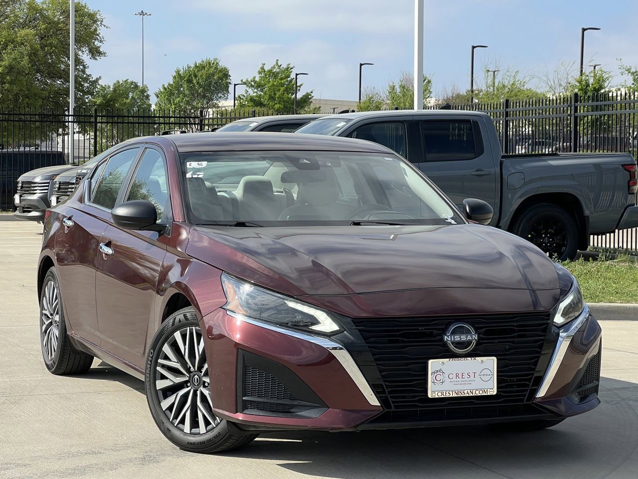 Certified 2025 Nissan Altima 2.5 SV image 1