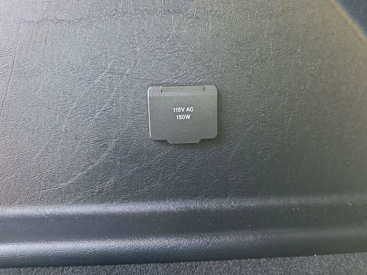 Used 2015 Mercedes-Benz G 63 AMG 4MATIC image 29