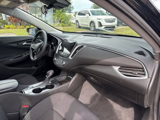 Used 2023 Chevrolet Malibu LT w/ Driver Confidence Package FWD image 10
