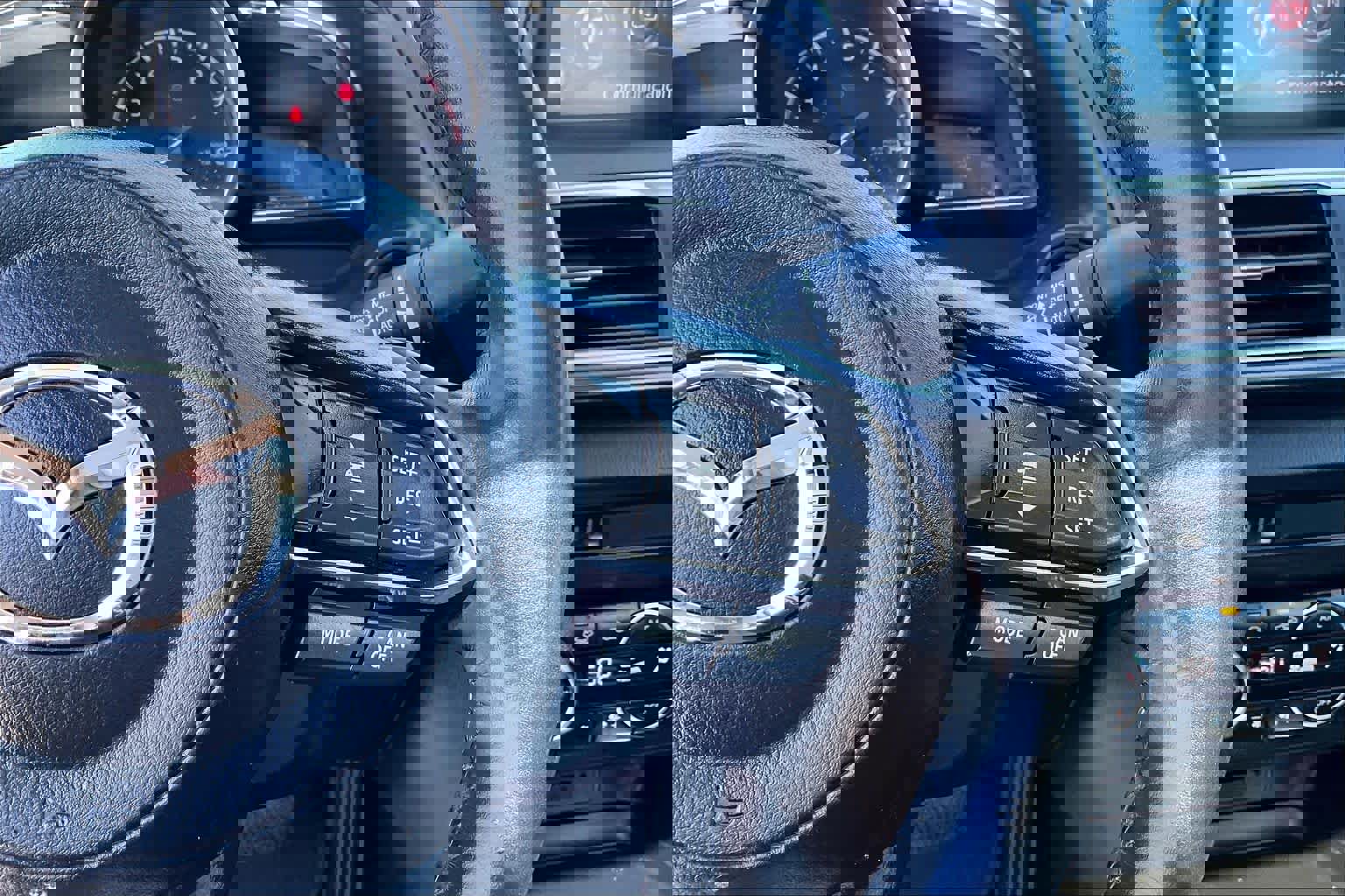 Used 2018 MAZDA MAZDA3 Grand Touring w/ Premium Equipment Package image 25