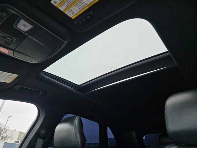 Used 2019 Lincoln MKC Select w/ Select Plus Package FWD image 22